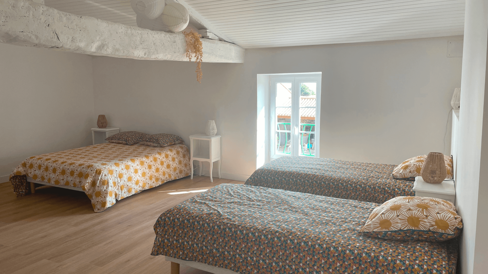 Les trois lits de la chambre familiale